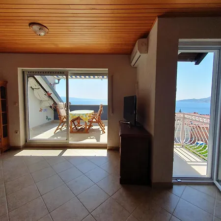 Apartmani Miljak Omiš Exterior foto