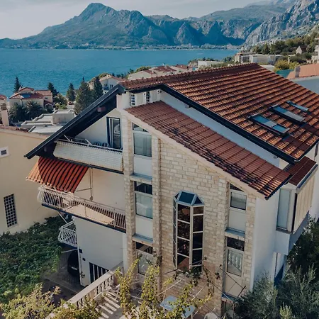 Apartmani Miljak Omiš Exterior foto